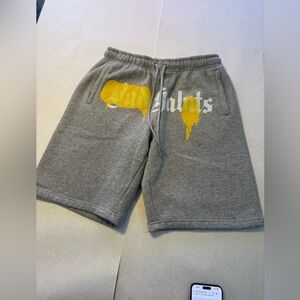 Men ROKU STUDIO Thug life fleece shorts